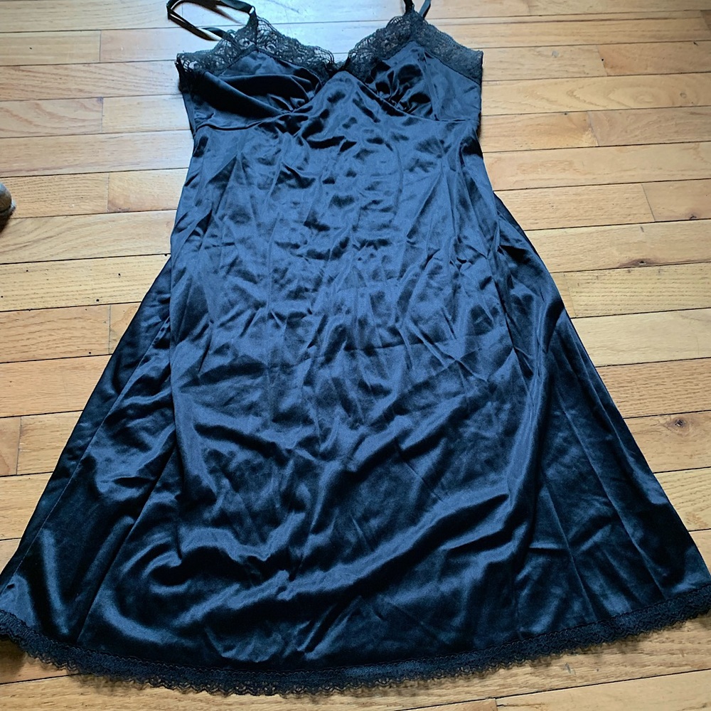 adonna dress slit
